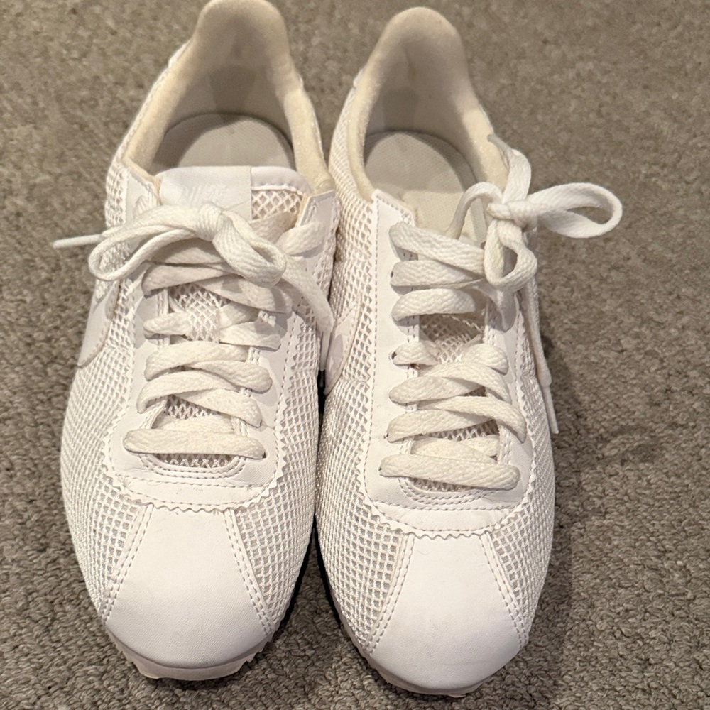 NIKE Cortez Women's White Mesh/leather Sneaker